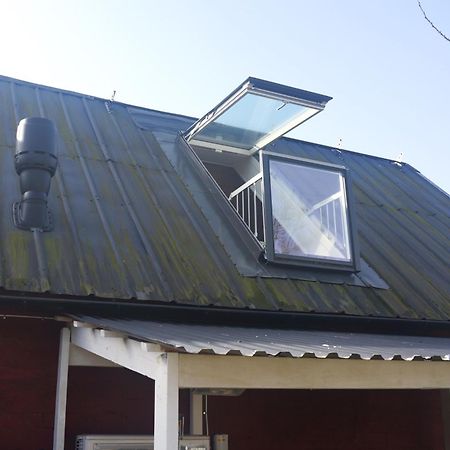 Loft Apartment At Isola Gard On The Middle Of Oeland 팔예스테든 외부 사진